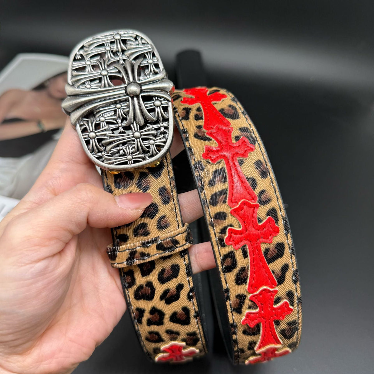 Chrome Hearts Cross-Motif Classic Leather Belt